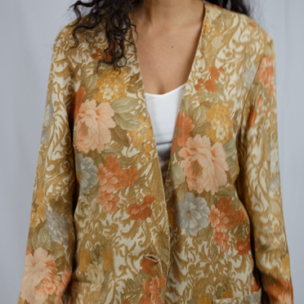 VINTAGE GOLD BLAZER